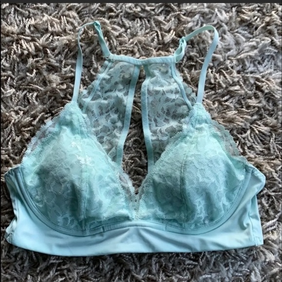 Victoria's Secret Bra - Picture 1 of 7